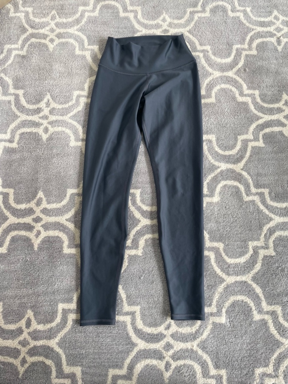 Alo Yoga 7/8 High-Waist Airlift Leggings Size S